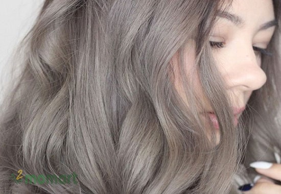 Chọn màu tóc thích hợp sẽ giúp bạn thêm nổi bật hơn