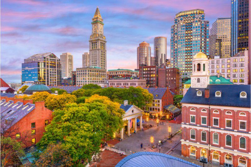 Dusk view of buildings in Boston, Massachusetts