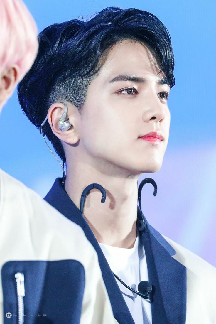 Tóc uốn nam đẹp